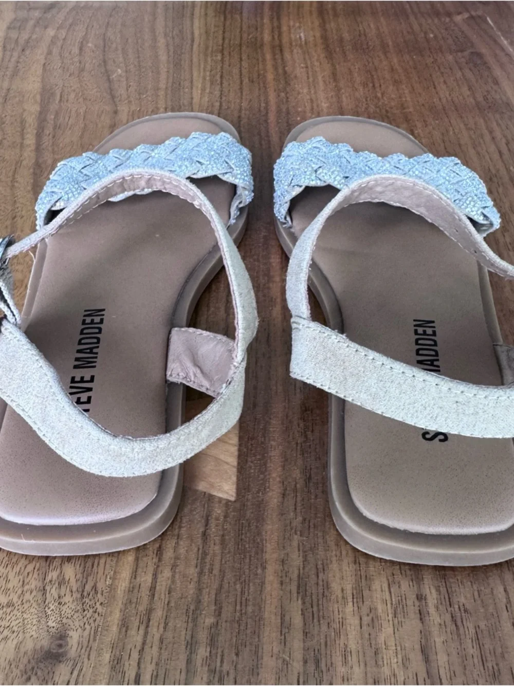 Steve Madden Braided Sparkle Strap Sandals Tan/Nude/Silver. Size Kid’s 11 - Picture 10 of 13